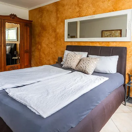 Backstein Obo19 Apartament *